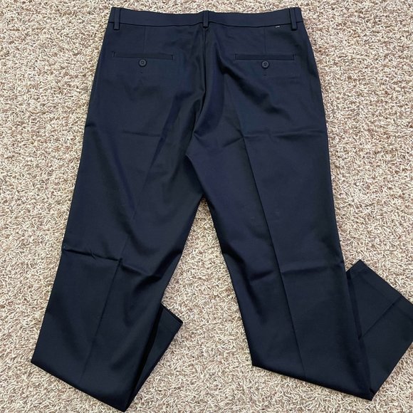 NEW Haggar Men’s Premium Fabric Straight Fit Non-Iron Pants Black, Size 34x32 - Picture 3 of 8